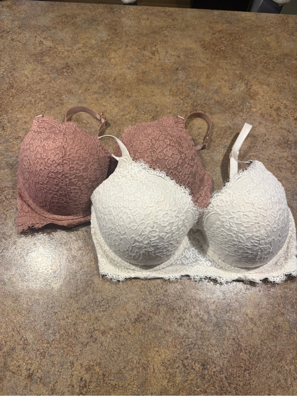 aerie Lace Push-Up Bra Duo in White and Dusty Rose